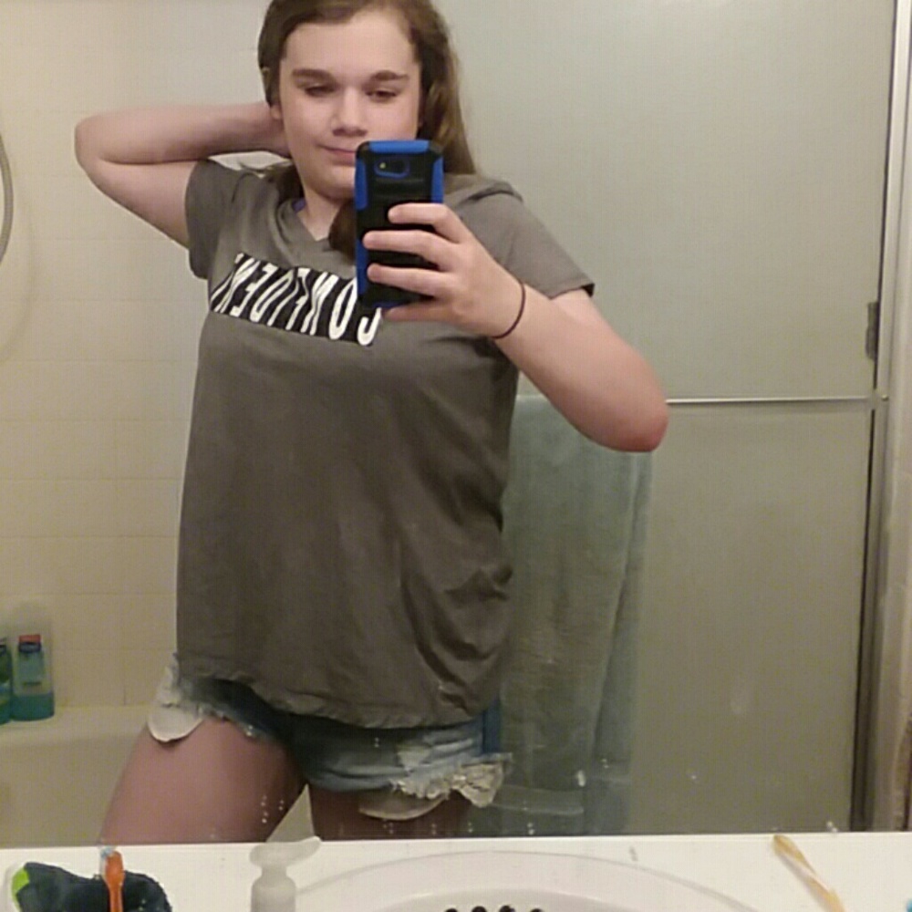 Meet your Posher, Nora